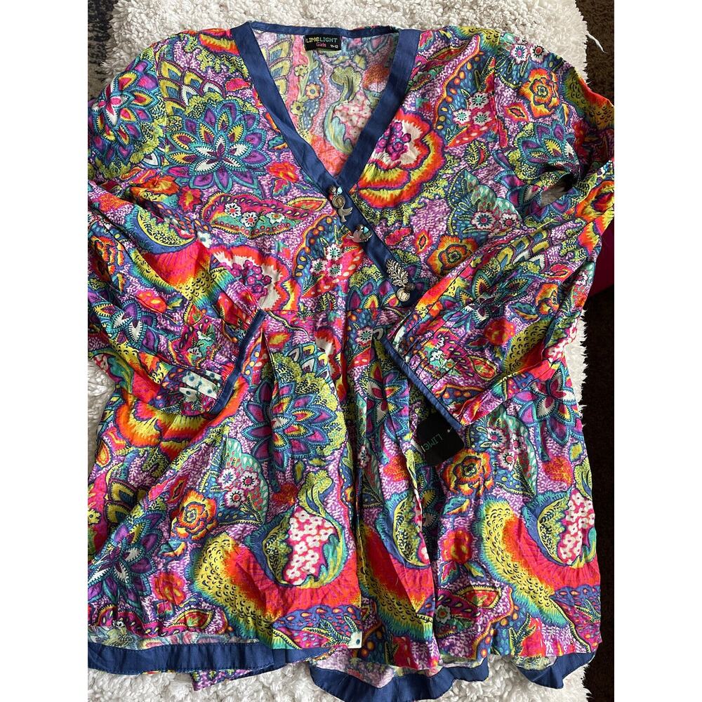 Limelight Kids girls sz. 11/12 embellished blouse. Beautiful NWT